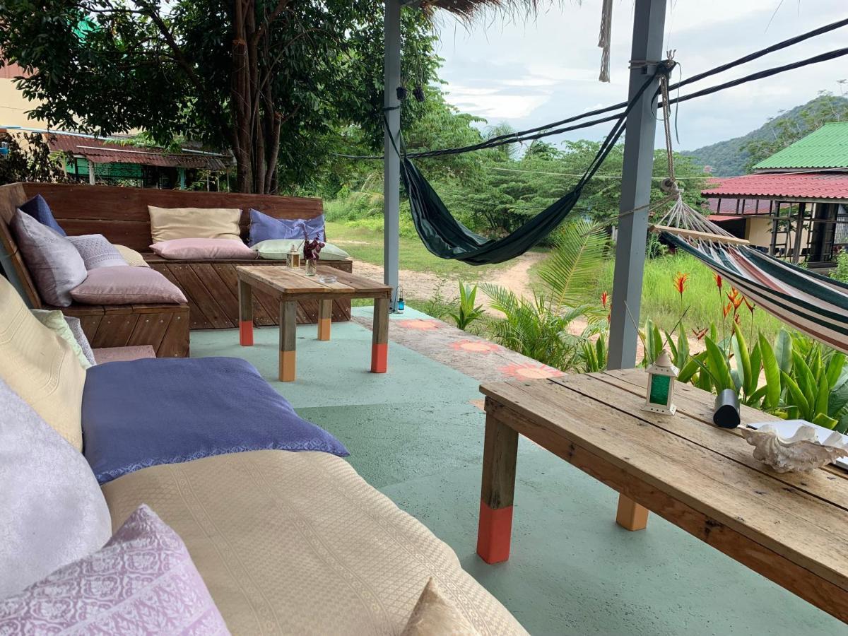 Dahlia Guesthouse Koh Rong Sanloem Buitenkant foto
